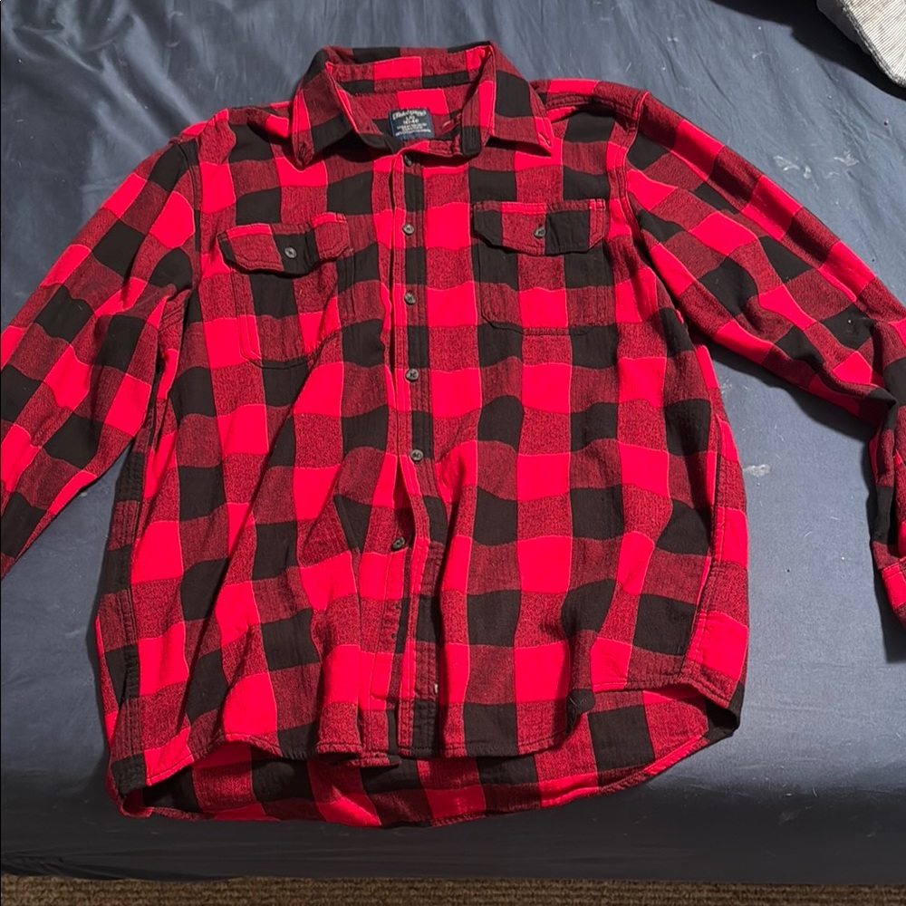 Faded Glory Red and Black Plaid Casual Button Down Shirt